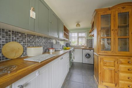 3 bedroom terraced house to rent - Photo 2