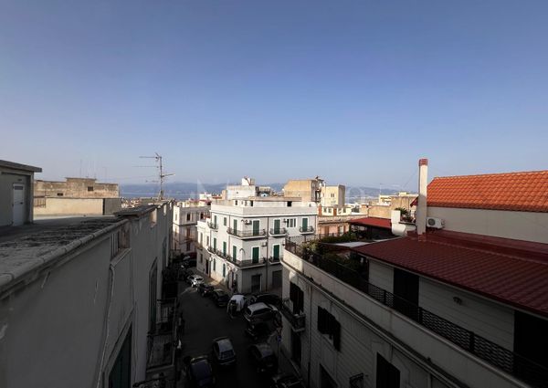 Casa a Reggio di Calabria in Via Emilio Cuzzocrea, Sant Anna