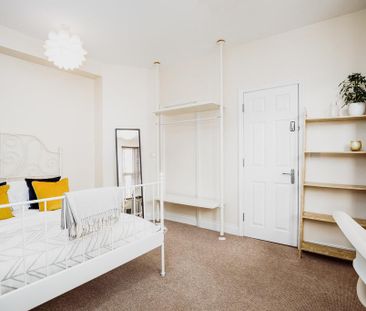 5 bedroom terraced house to rent - Photo 3