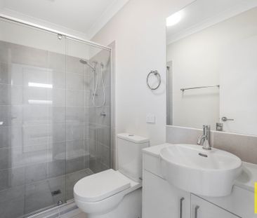 Stylish & Low-Maintenance 1 Bedroom Granny Flat |(Enter 376 Tenth A... - Photo 5