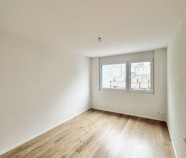 Familienwohnung an zentraler Lage sucht Bewohner - Photo 3