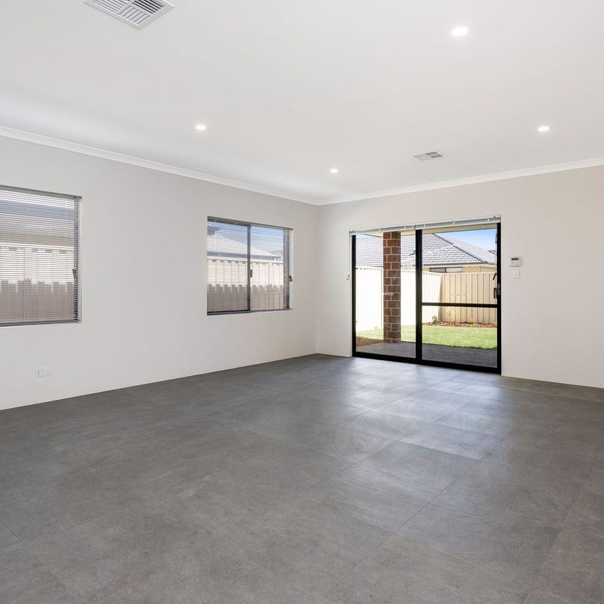 Lovely Low Maintenance Home - Photo 1