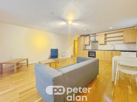 Churchill Way, CARDIFF - Photo 2