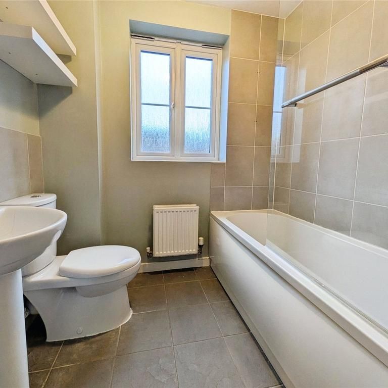 2 bedroom terraced house to rent - Photo 1