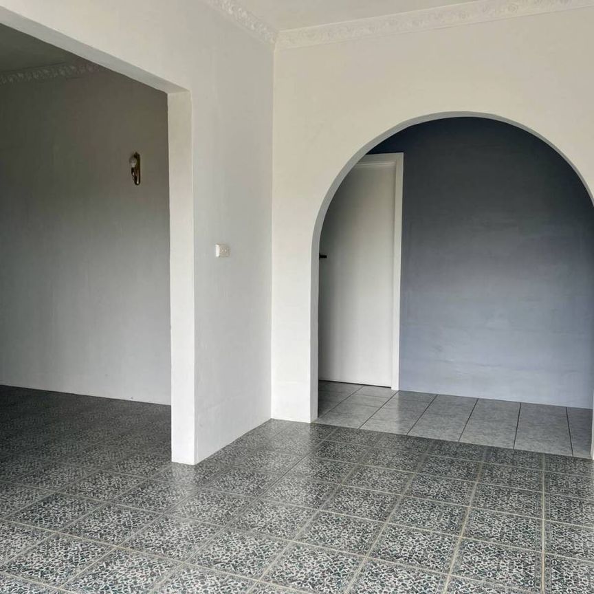 Spacious Three Bedroom Home - Photo 1