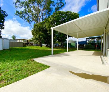 RENOVATED 5 BEDROOM HOUSE WITH ROOM TO MOVE! - Photo 6