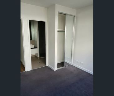 Location & convenience - Photo 1