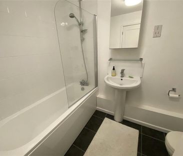 2 bedroom apartment to rent - Photo 6