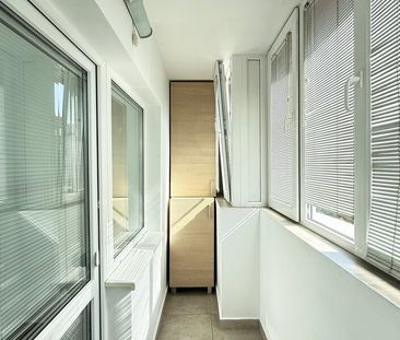 13 Septembrie, Maria Cuntan, apartament 4 camere dec. 100 mp, 2 bai - Photo 1