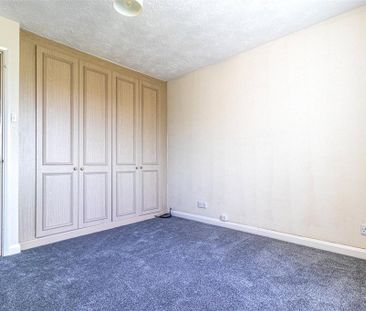 3 bedroom detached house to rent - Photo 2