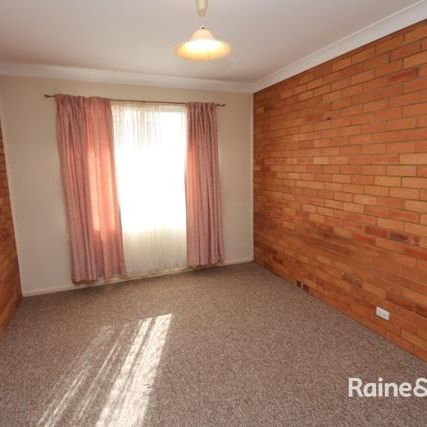 176 Rankin St, Bathurst, NSW 2795 - Photo 1