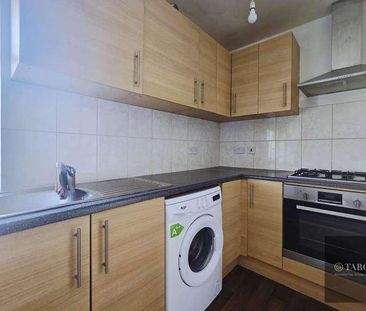 Charlton Road, N9 - Photo 1