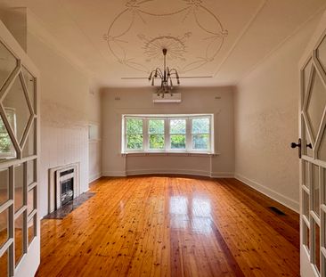 74 Lumeah Road, Caulfield North VIC 3161 - House For Rent | Domain - Photo 1