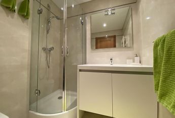 4 Bedroom Apartment with parking, Telheiras, Lisboa