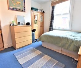 2 bedroom House in William Street, Leeds - Photo 5