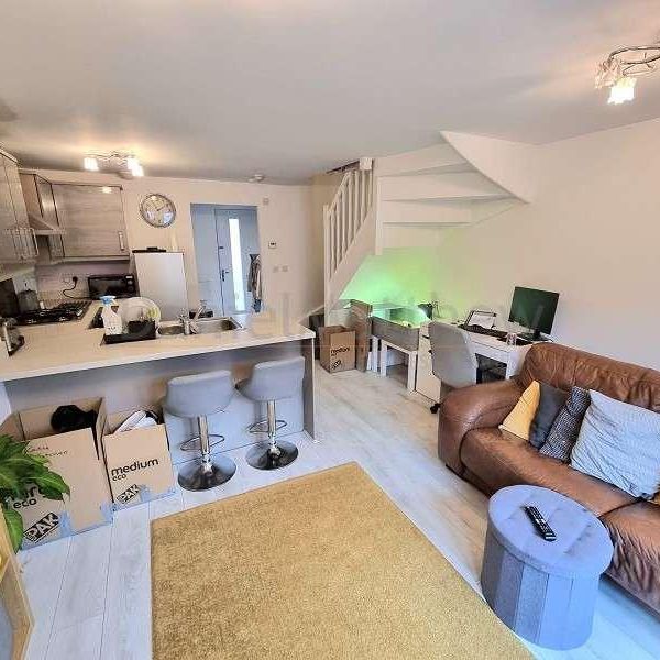 Mariners Walk, Barry, The Vale Of Glamorgan, CF62 - Photo 1