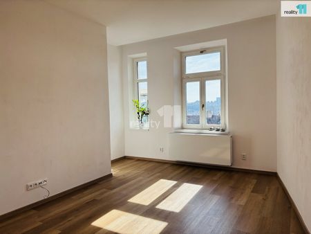 Pronájem bytu 1+1 37 m² - Photo 2