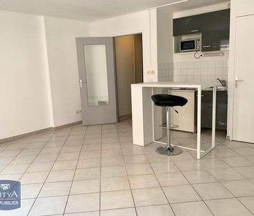 Location Appartement 1 pièce 29m² LYON 7ème - Photo 1