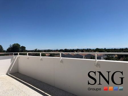 BEAU T2 AVEC TERRASSE ET PARKING - Photo 2