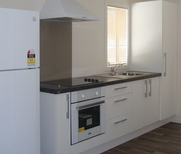 Furnished Studio Unit - Photo 3