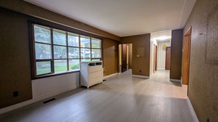 For Lease - 83 Longwood Drive, Waterloo, Ontario - Photo 2