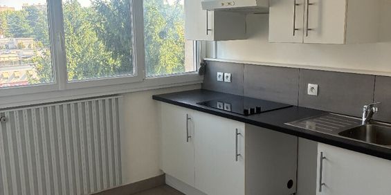 Appartement SAINTE FOY LES LYON 3 Pièces 64.3 m² - Photo 3