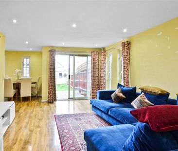 3 bedroom semi-detached house to rent - Photo 6