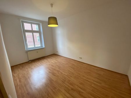 3-Raum-Wohnung mit EBK, Balkon und Kamin - Foto 2