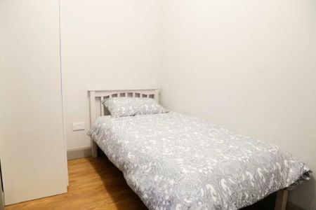 Royal Canal Terrace, Dublin - Photo 5