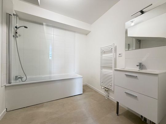 Location Appartement 4 pièces 78m² LENS 62300 - Photo 1