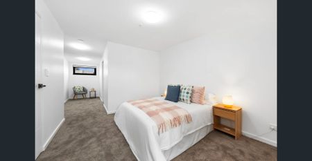 Brand-New Four-Bedroom Townhouse in Prime Location - Photo 2