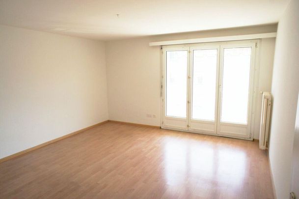 Wunderschöne Bergsicht geniessen + 1 Jahr GRATIS Parkplatz! - Photo 1