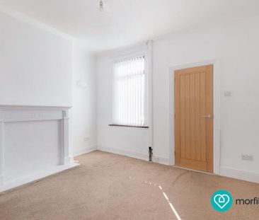 3 bedroom end of terrace house to rent - Photo 1