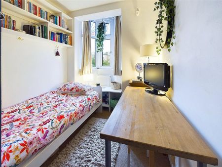 4 bedroom semi-detached house to rent - Photo 4