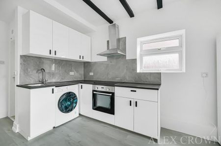 Studio to rent - Photo 3
