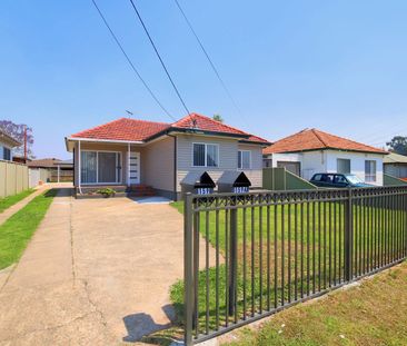 Home For Rent - Photo 3