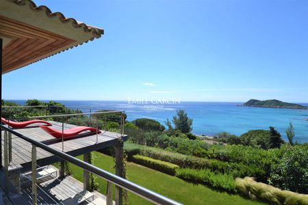 Villa à la location saisonnière - Ramatuelle - Vue mer panoramique - Photo 4