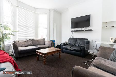 6 bedroom terraced house to rent - Photo 2