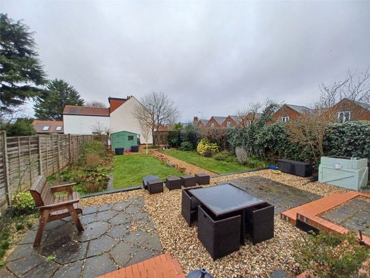 St. Annes Road, Headington, Oxford, Oxfordshire, OX3 - Photo 1