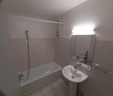 Location Appartement 2 pièces 37m² RUMILLY 74150 - Photo 3