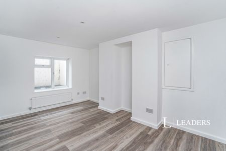 1 bedroom apartment to rent Mill Road, Fareham, PO16 - Photo 2