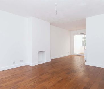 Lychpole Walk, Goring-By-Sea - Photo 1