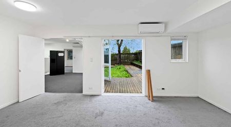 Welcome home to 25A Trafalgar Street. - Photo 2