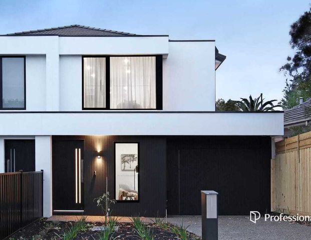 Brand New! - Spacious Family Home in Bentleigh East – Ideal for Modern Living - Photo 1