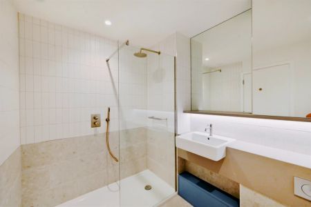2 Bedroom 2 Bathroom Floor2 - Photo 5
