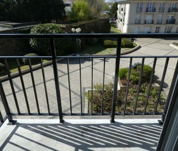 Location Appartement 1 pièce 32m² FONTAINEBLEAU 77300 - Photo 4