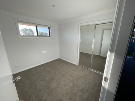 2/36 Rodgers Road, West Tamworth, NSW 2340 - Photo 4