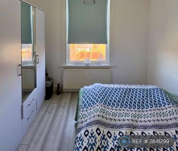 3 bedroom end of terrace house to rent - Photo 5