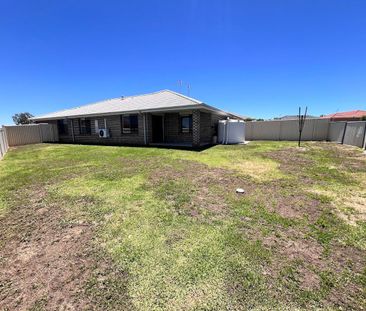 NEAR NEW 4 BEDROOM HOME - Photo 3