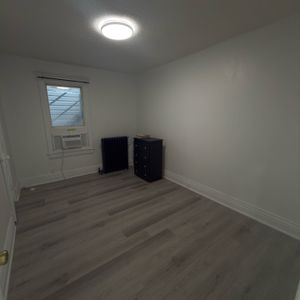 For Lease - 737 Broadview Avenue Unit# 201, Toronto, Ontario - Photo 2